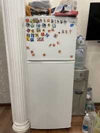 Продам холодильник samsung