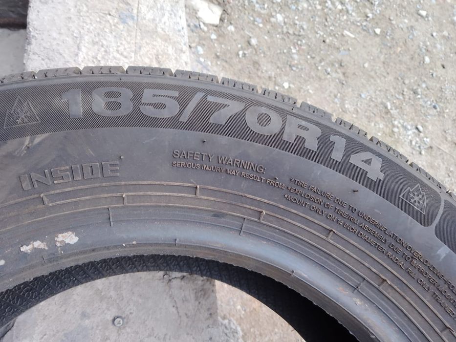 Шина зимняя в хорошем состоянии