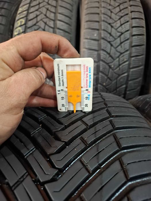 2 Всесезонни гуми Континентал 235/60/18 ДОТ23 (безплатно поставяне)