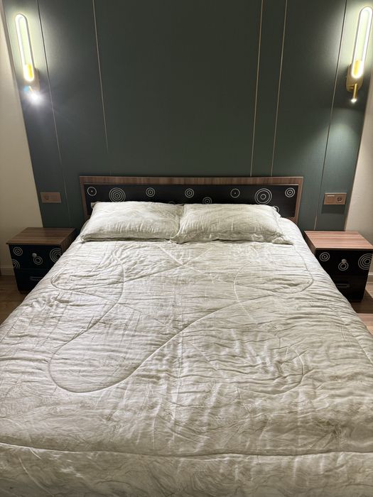 Спальный гарнитур