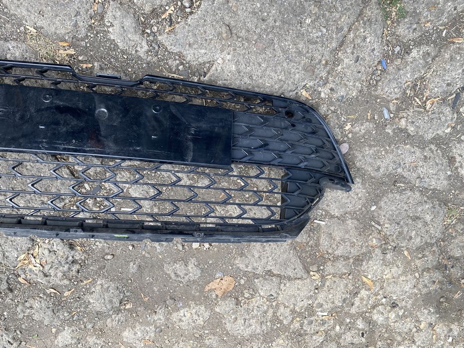 Grila Toyota Corolla E210 facelift 2023 - 2025 grila radiator bara
