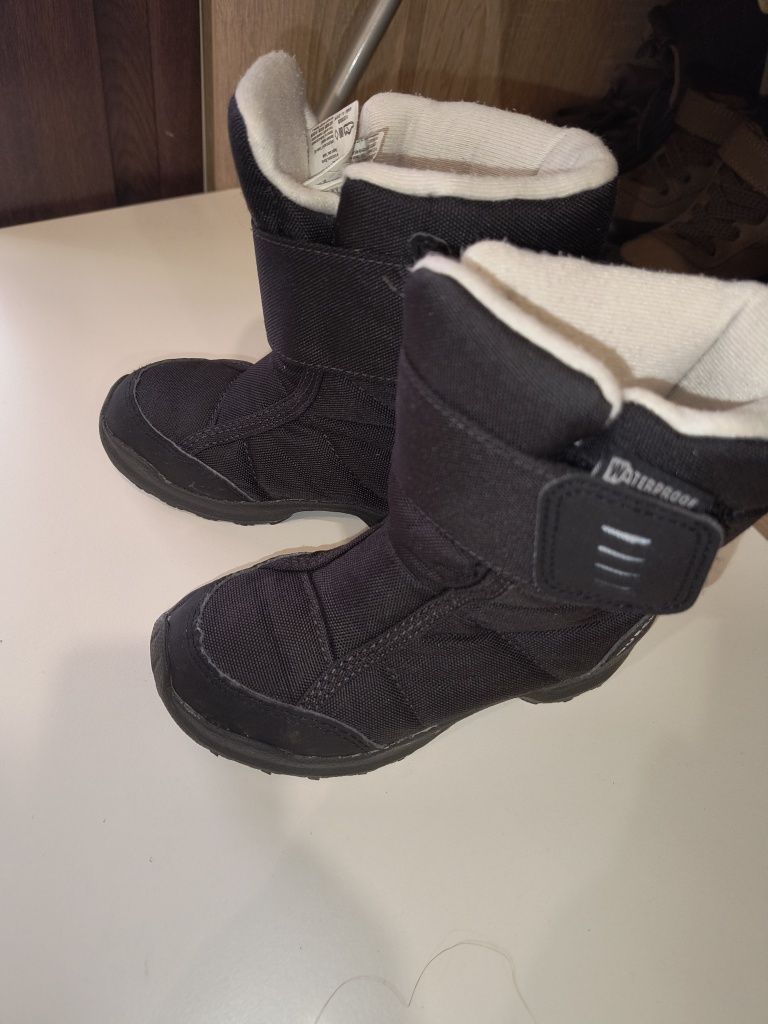 Ботуши и маратонки Nike