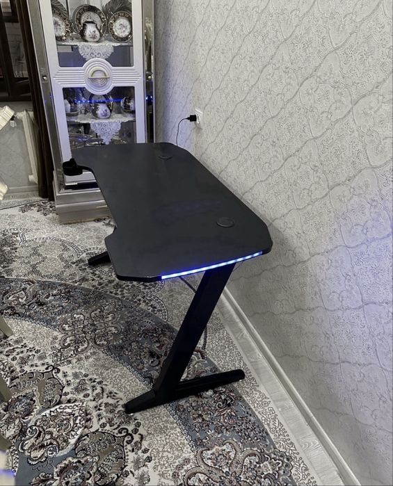 Стол для геймера