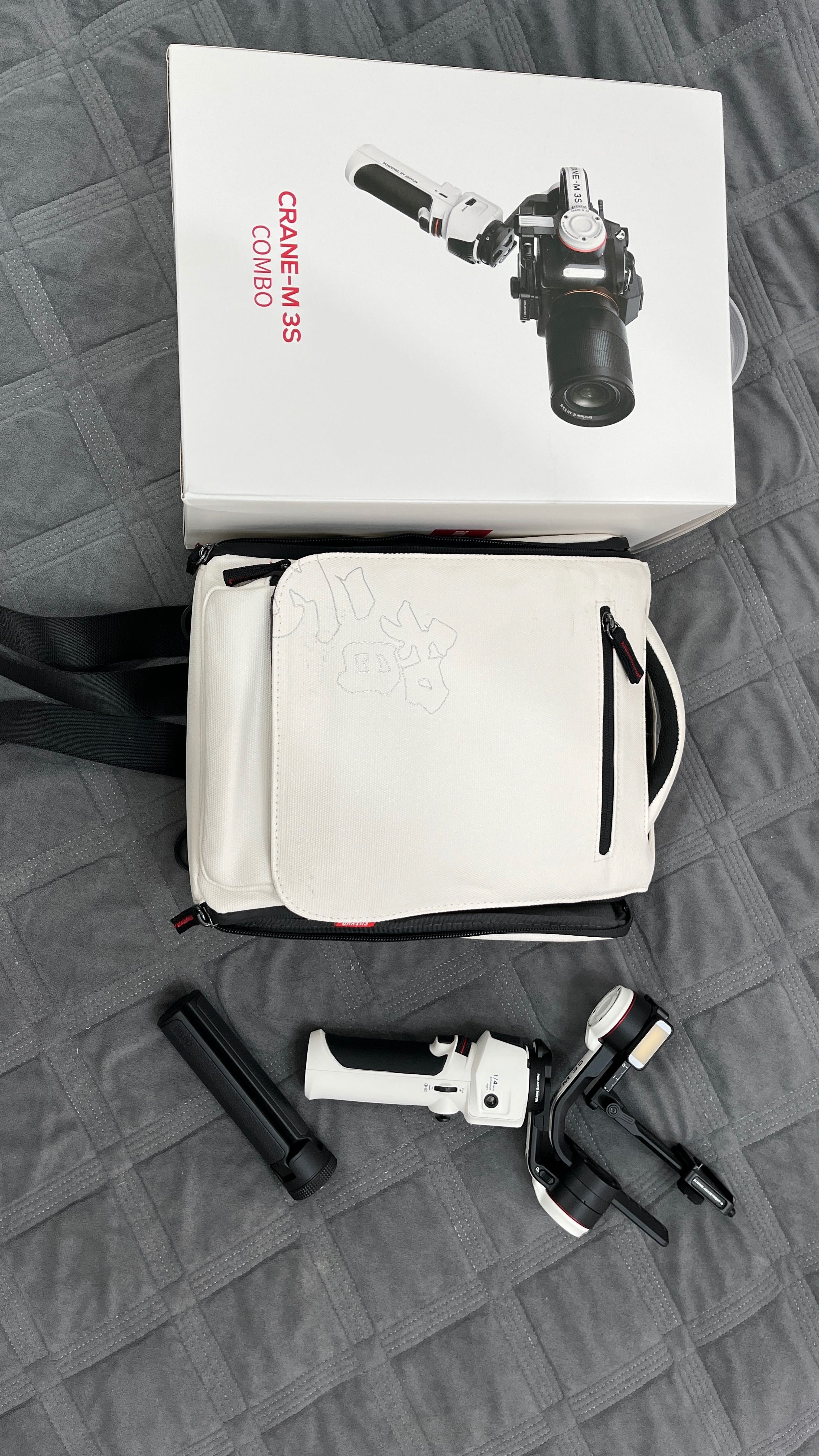 Продам Электронный стабилизатор Zhiyun Crane-M3 Combo
