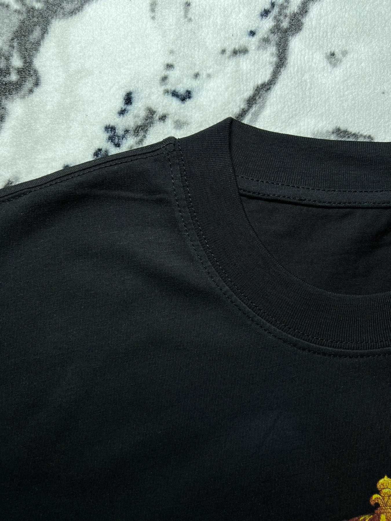 Рядък и изчерпан модел тениска на Versace Jeans Couture S-XXXL