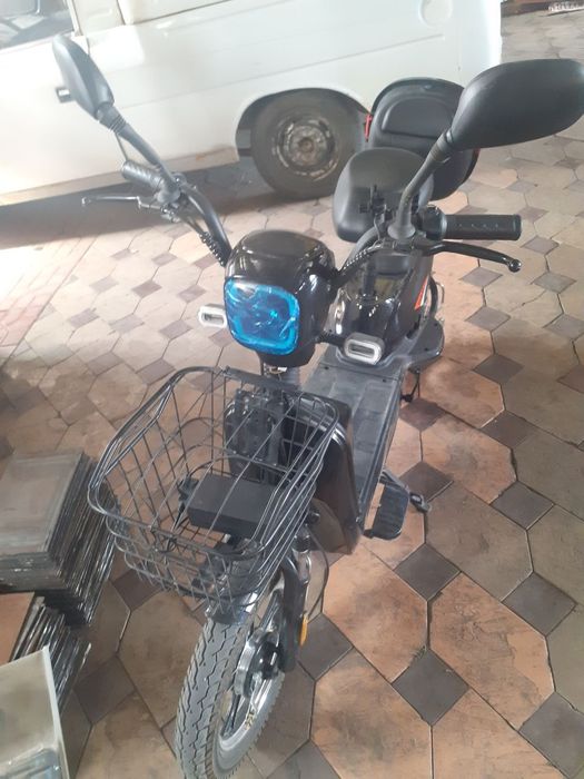 Elektr skuter sotiladi
