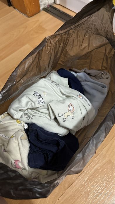 Десткие вещи на 2-4 мес