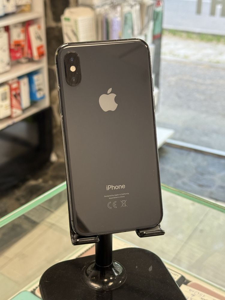 Apple iPhone Xs 64GB Black