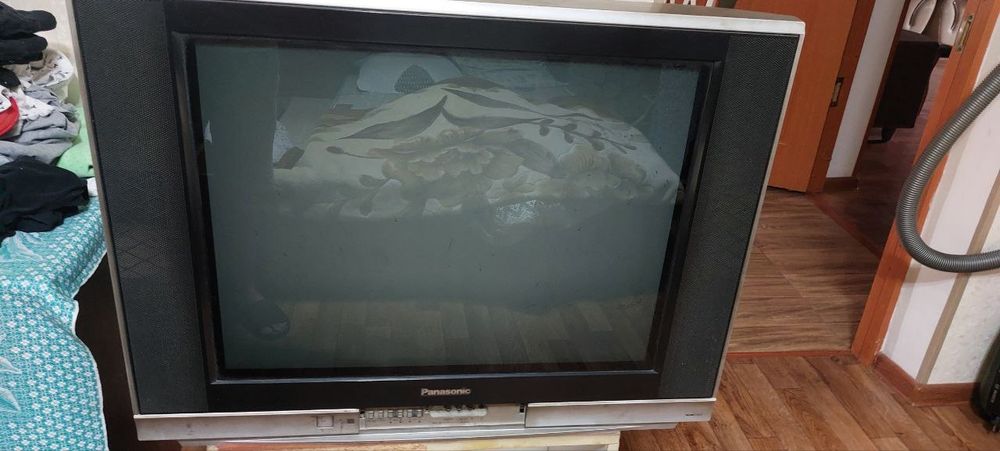 Телевизор Panasonic диагональ 72