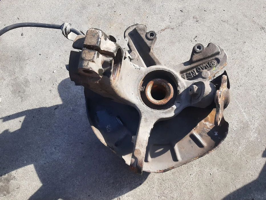 fuzeta stanga fata vw polo 9n seat ibiza cordoba 1.4 tdi