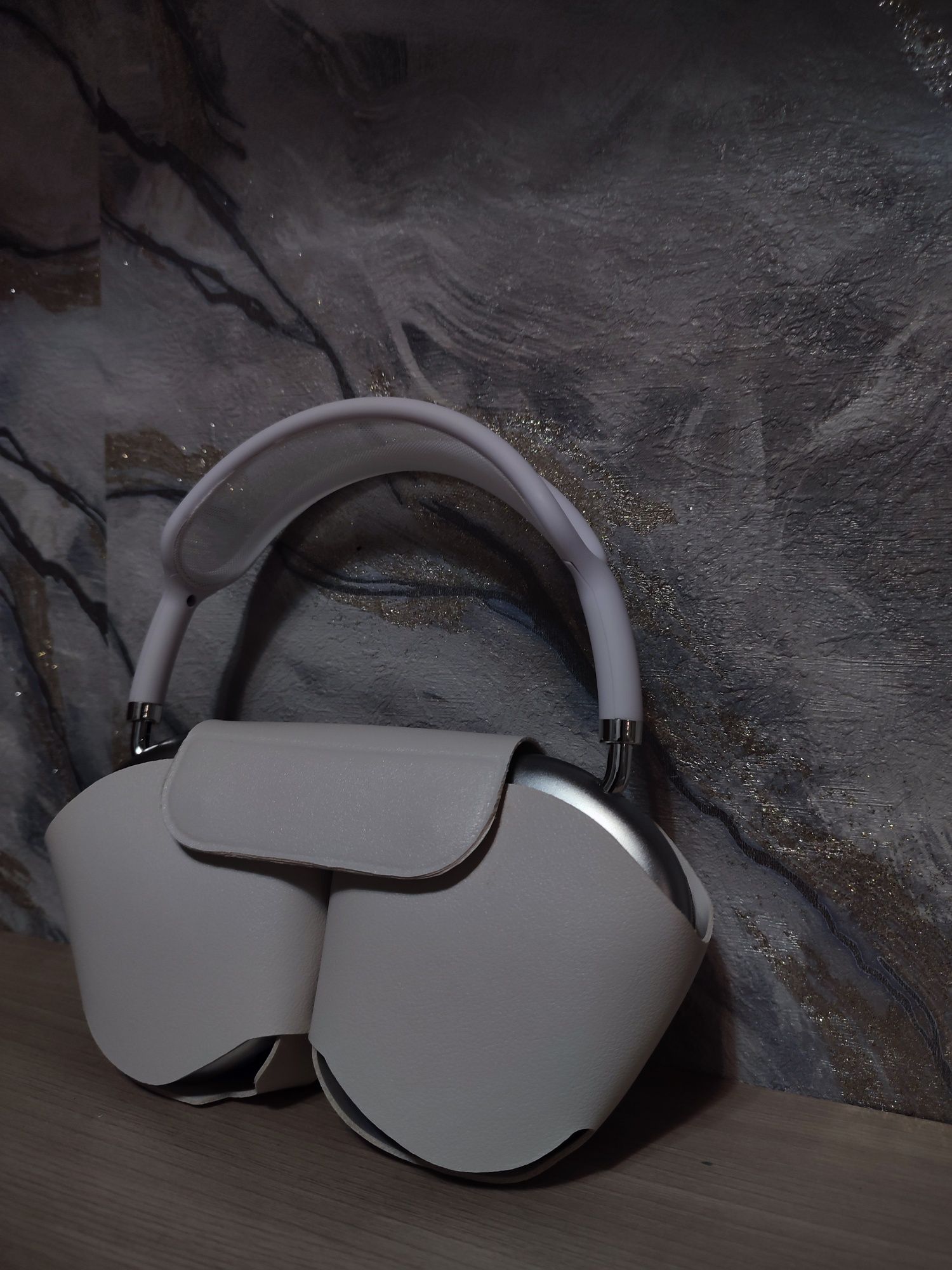 Airpods max with Smart Case