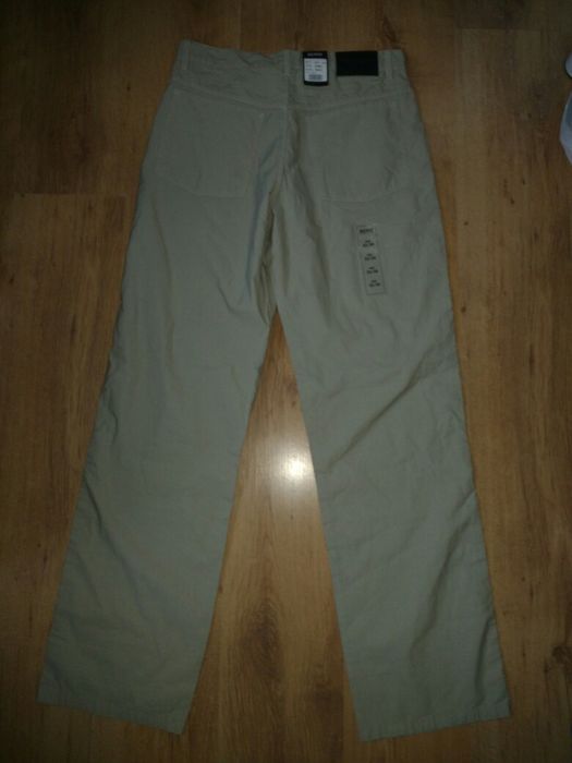 Pantaloni Hugo Boss mărimea 33 x 34