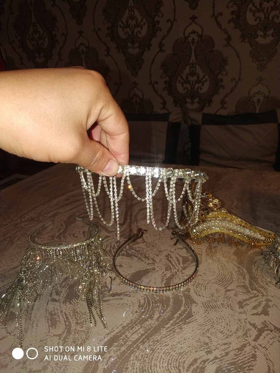 Bujiterya aksessuarlar 5ta si hammasi 250ming  qimmatga olingan.