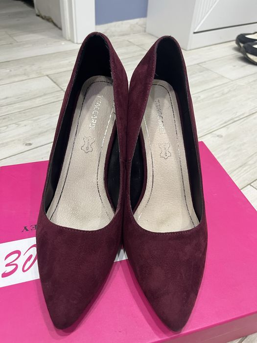 Туфли 38 размер, одевала пару раз