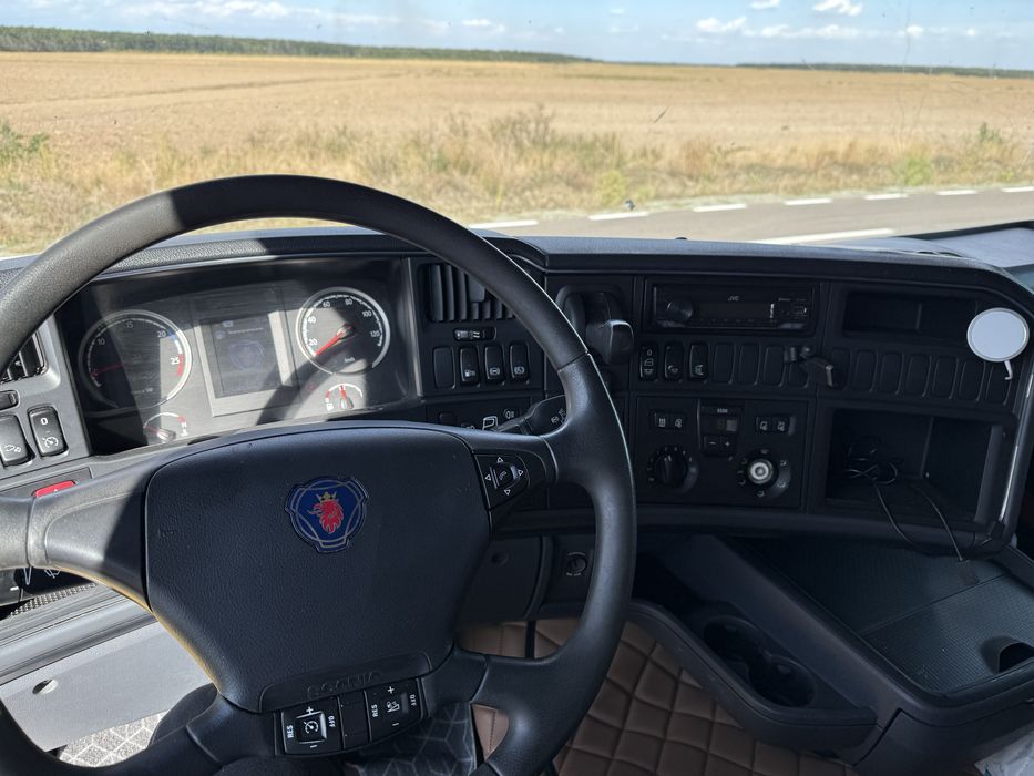 Cap tractor Scania R440 MEGA