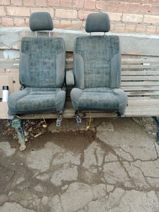 Сидения Toyota б/у