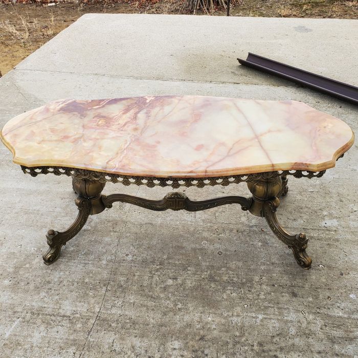 Masa, masuta sufragerie ,living cu cadru bronz si blat onyx, marmura
