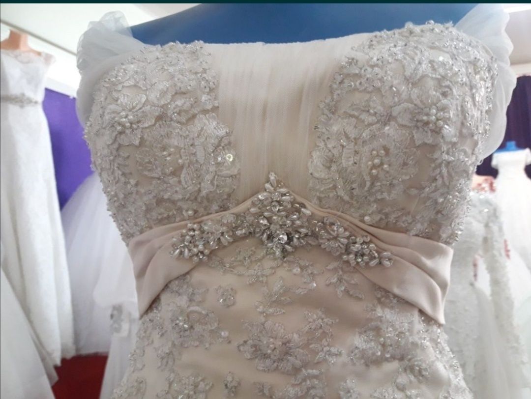 Срочно Брендовое свадебное платье
