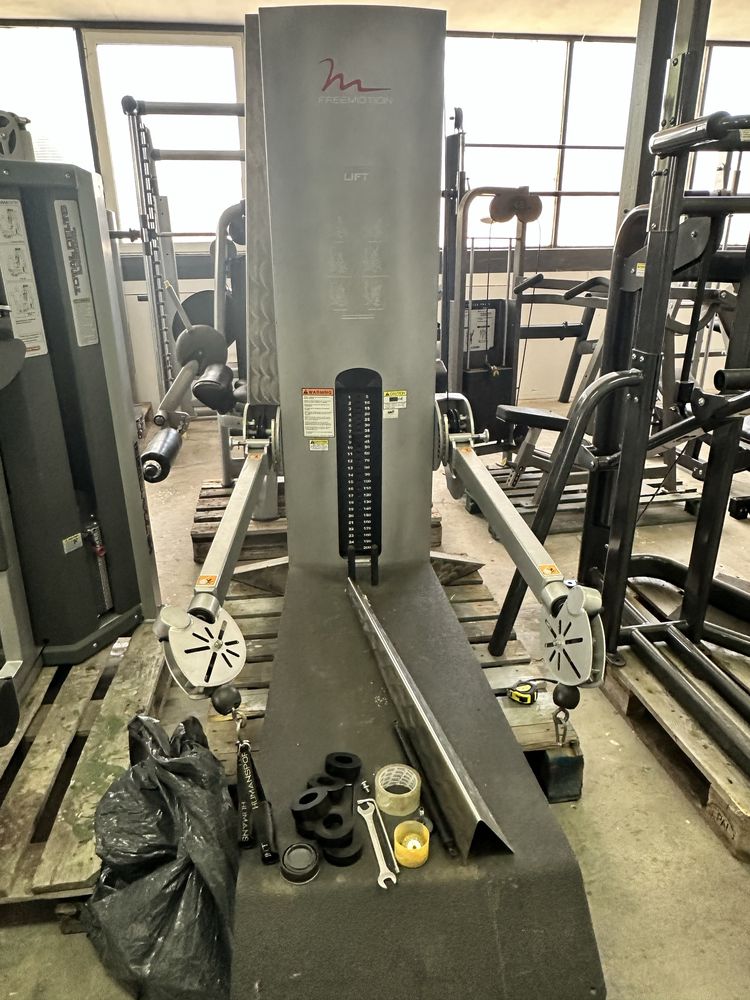 Freemotion lift machine - комбиниран уред за цялото тяло упражнения