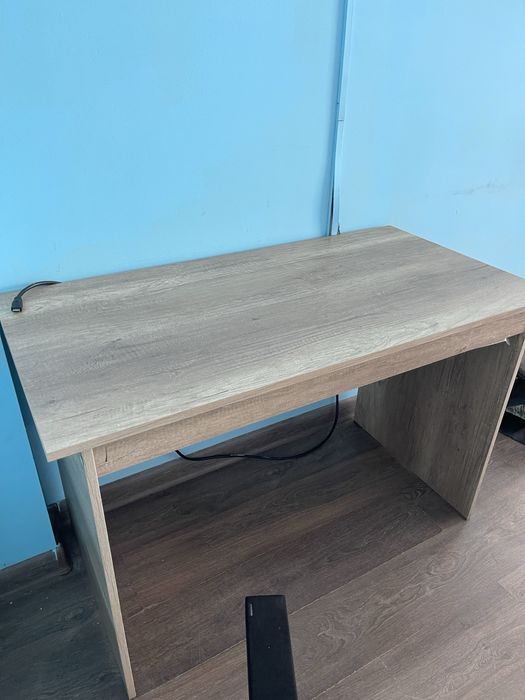 Продам офисный рабочий стол