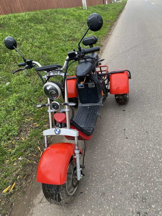 Vând triciclu electric