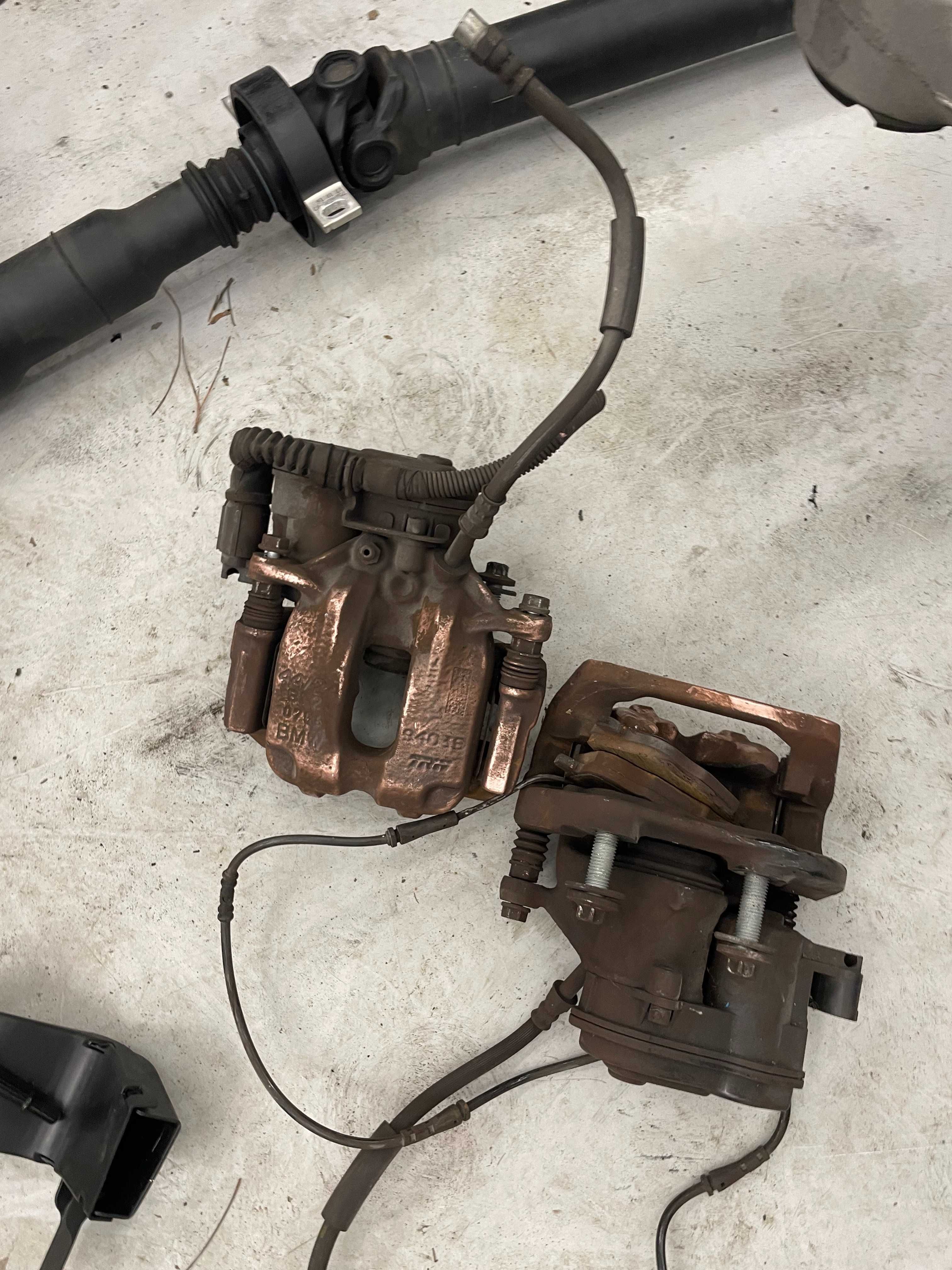 BMW F06 F12 F13 640i Msport спирачки спирачни апарати