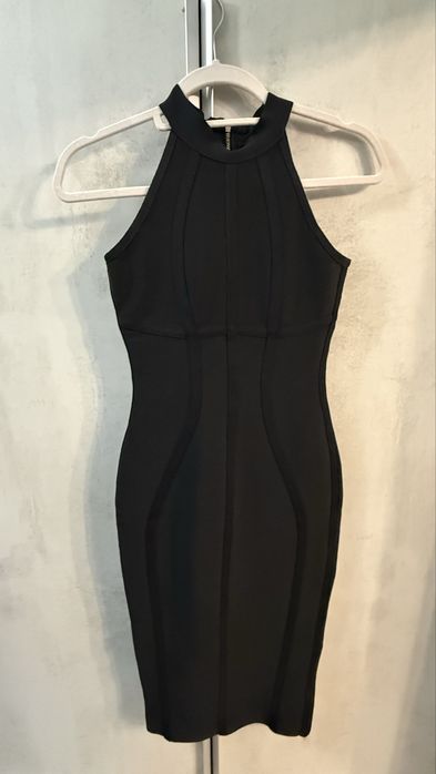Rochie neagra de cocktail