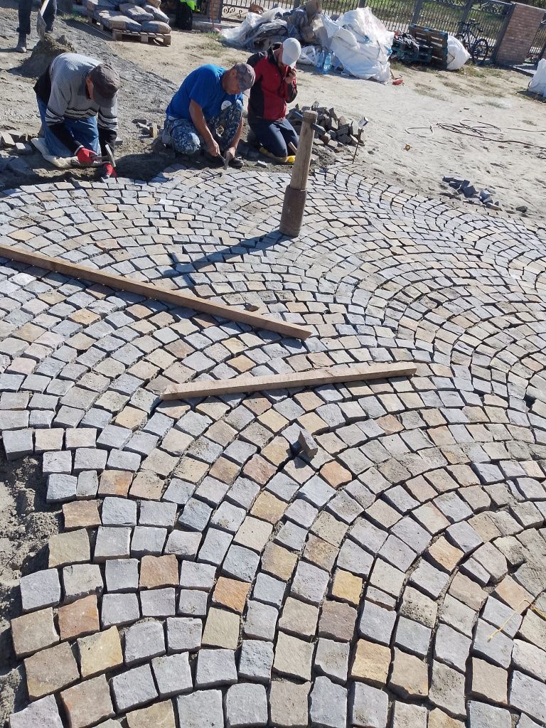 Piatrá cubicá ANDEZIT, ma deplasez in toată țara