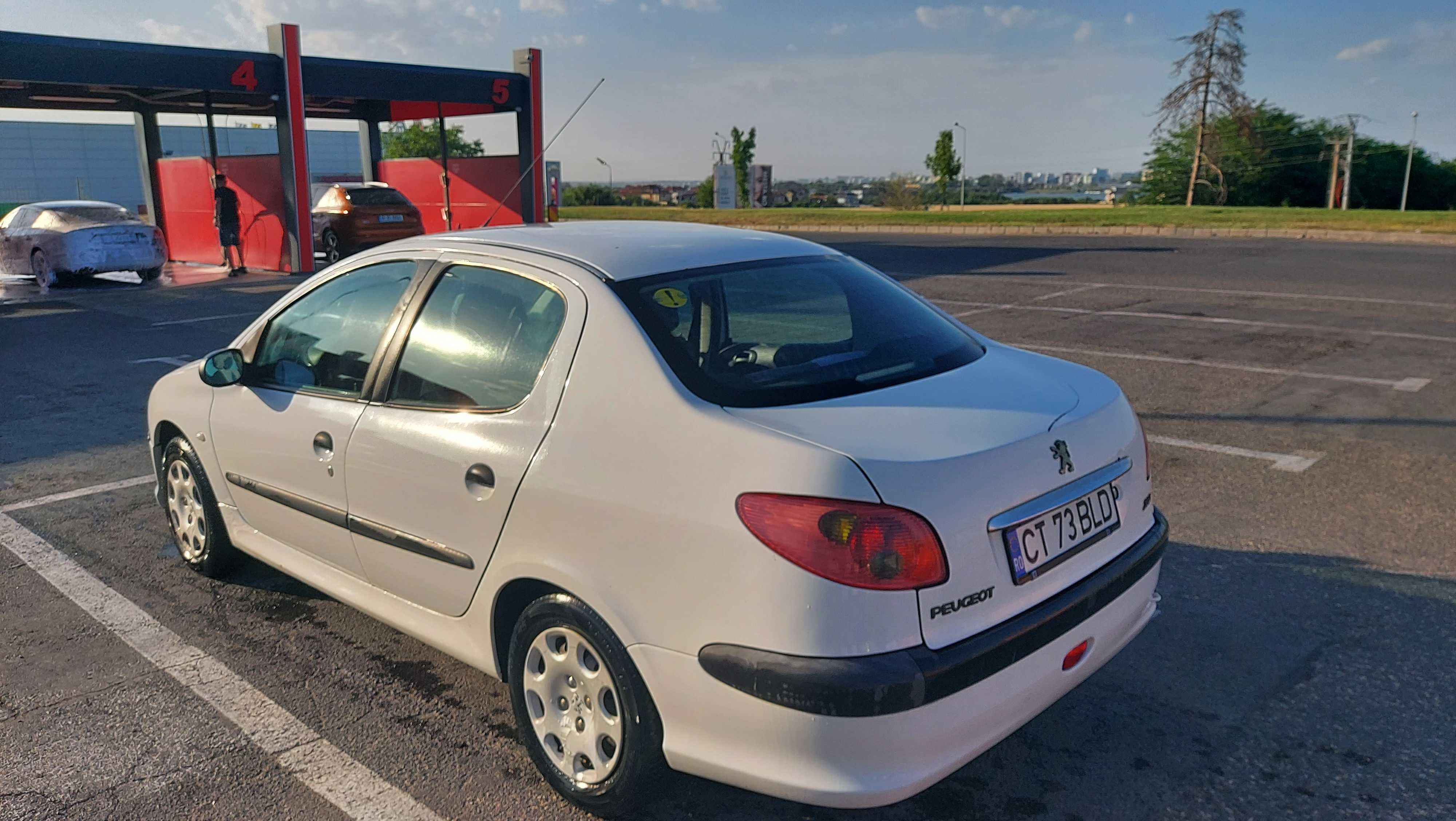 Peugeot 206 Sedan
