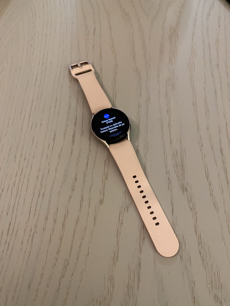 Samsung Galaxy Watch 5 - Rose Gold | Smartwatch