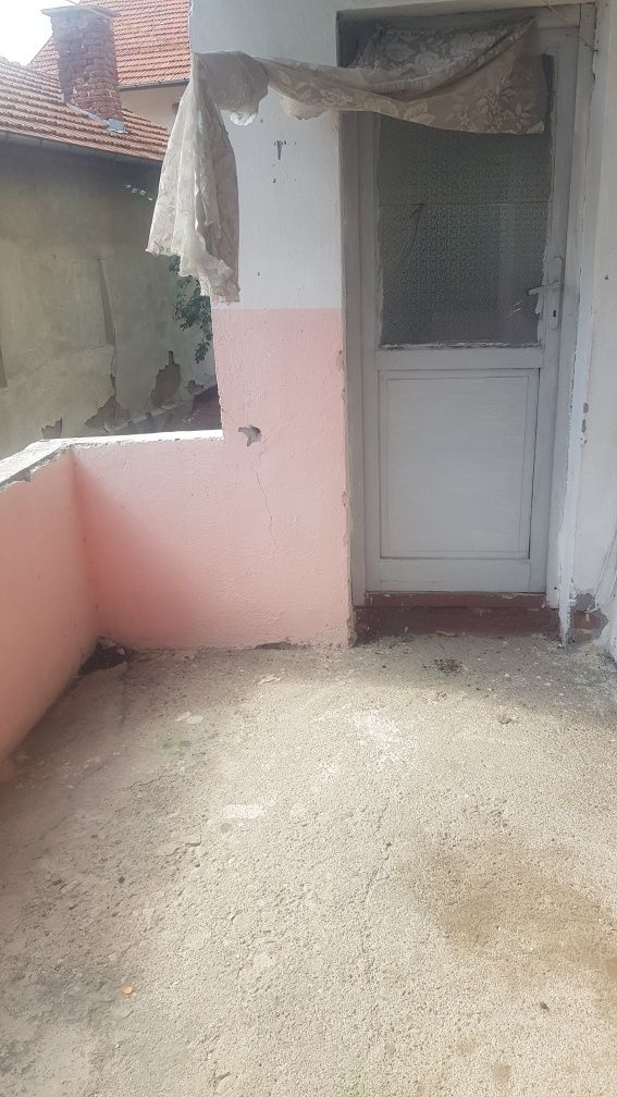 Продава се Етаж от къща в Кюстендил, Център - 87 кв.м за 522 €/кв.м - Снимка #7
