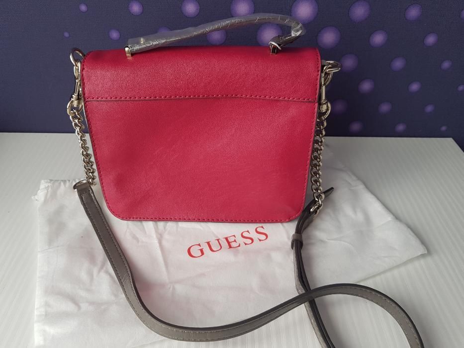 Guess оригинална нова чанта