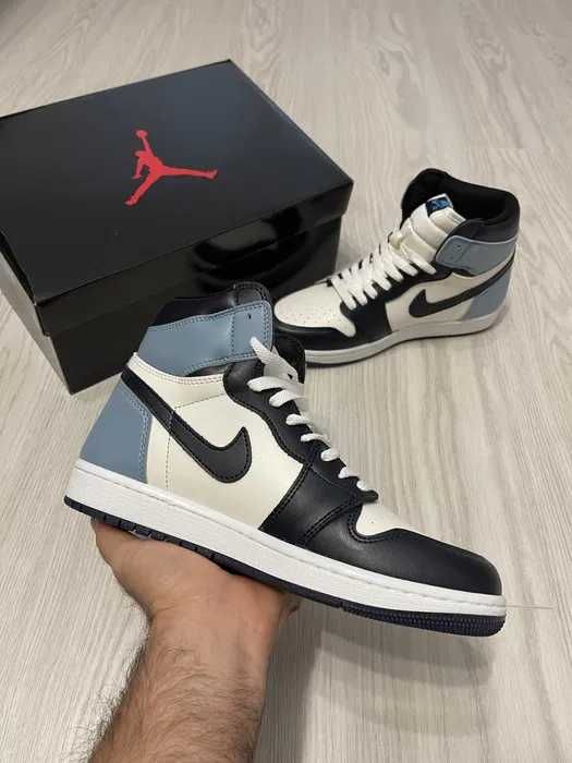 Adidasi Nike Jordan 1 Obsidian Blue