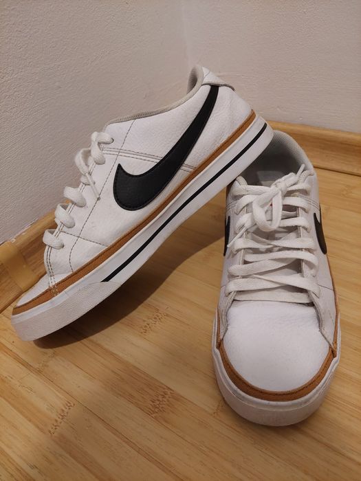 Adidasi Nike măsură 42-26,5 cm interior