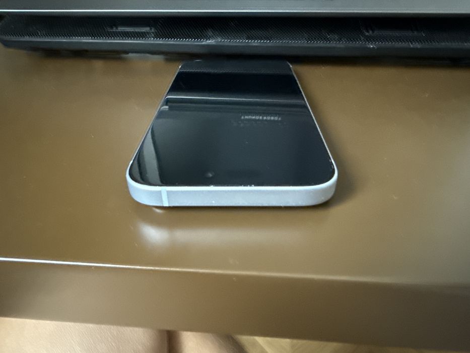 Iphone 15 б/у в отличном состоянии