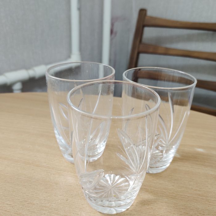 Продам посуду бокалы