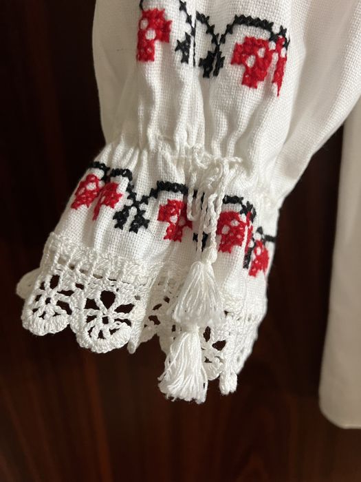 Camasa ie traditionala