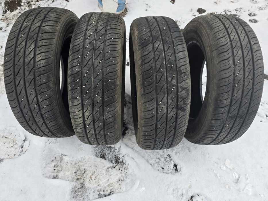 Продам летнюю резину кама