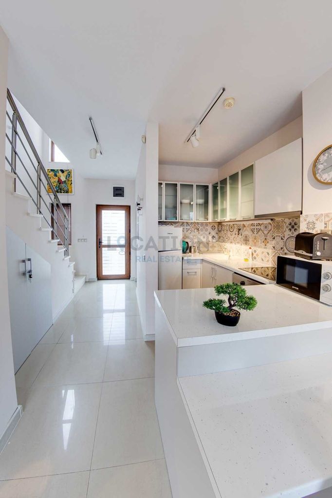 Продава се Къща в Балчик - 85 кв.м за 1048 €/кв.м - Снимка #2