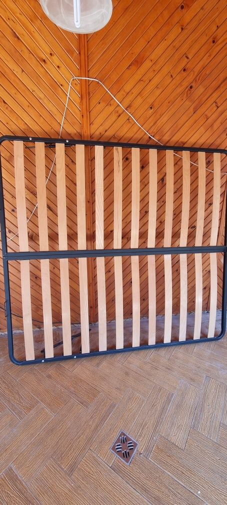 Somiera pat  180×200 cu sistem rabatare, cadru metal, 12 lamele