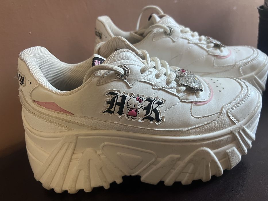 Маратонки Hello Kitty на платформа