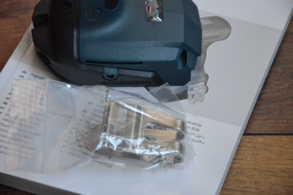 Нов безчетков винтоверт Bosch 18V