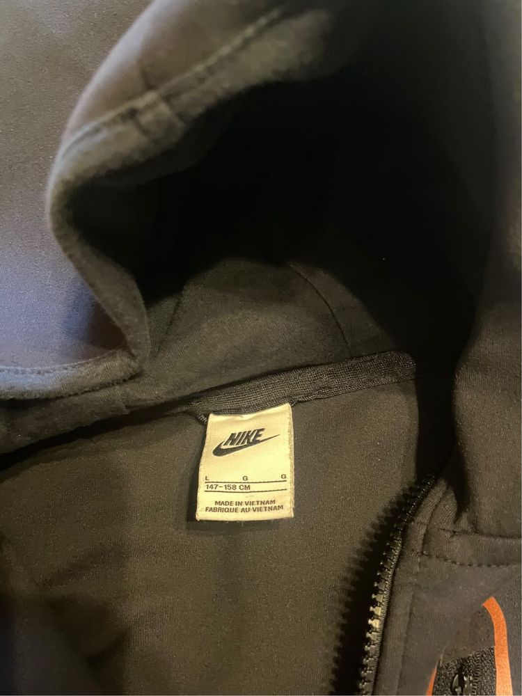 Оригинално горнище Nike Tech