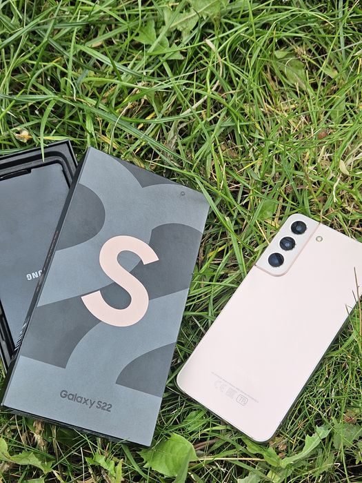 Samsung S22 256/8