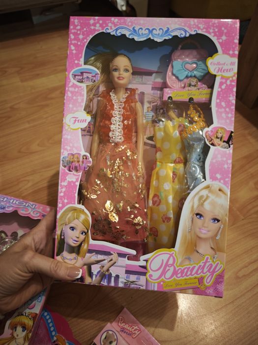 лот от нови детски играчки за момиче