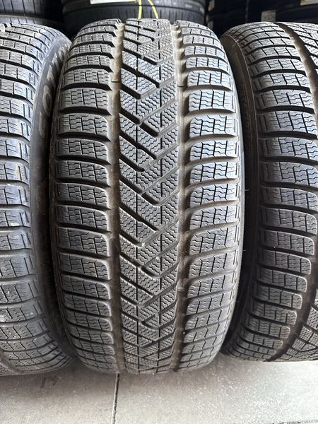 255/45/19 PIRELLI 4бр