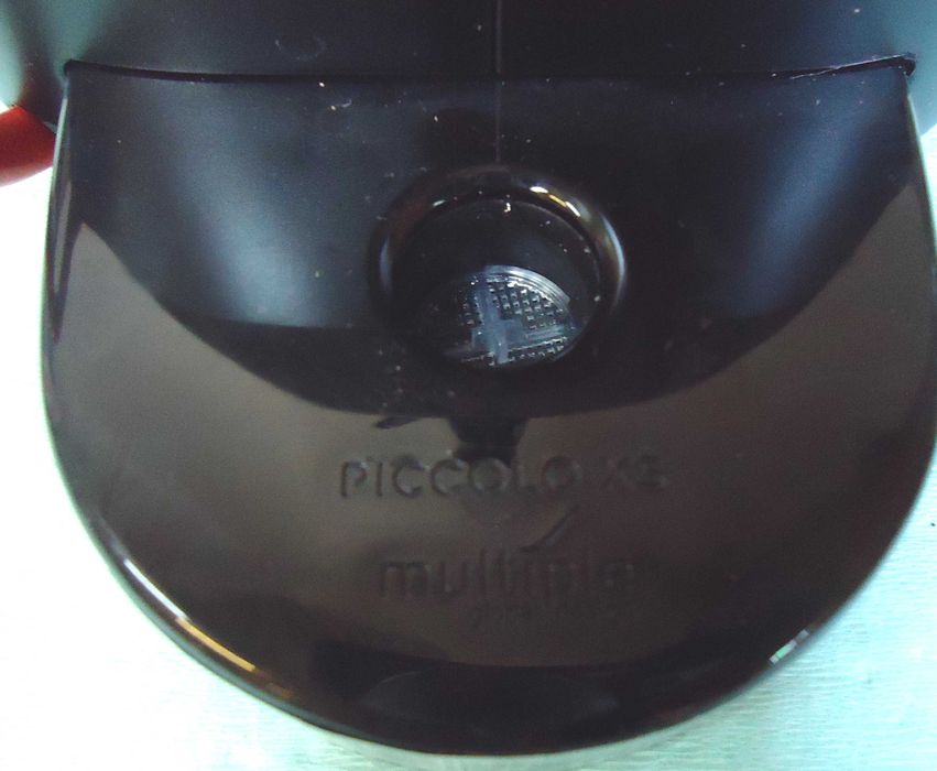 Кафемашина с гаранция 1 година NESCAFÉ® Krups Dolce Gusto Piccolo XS