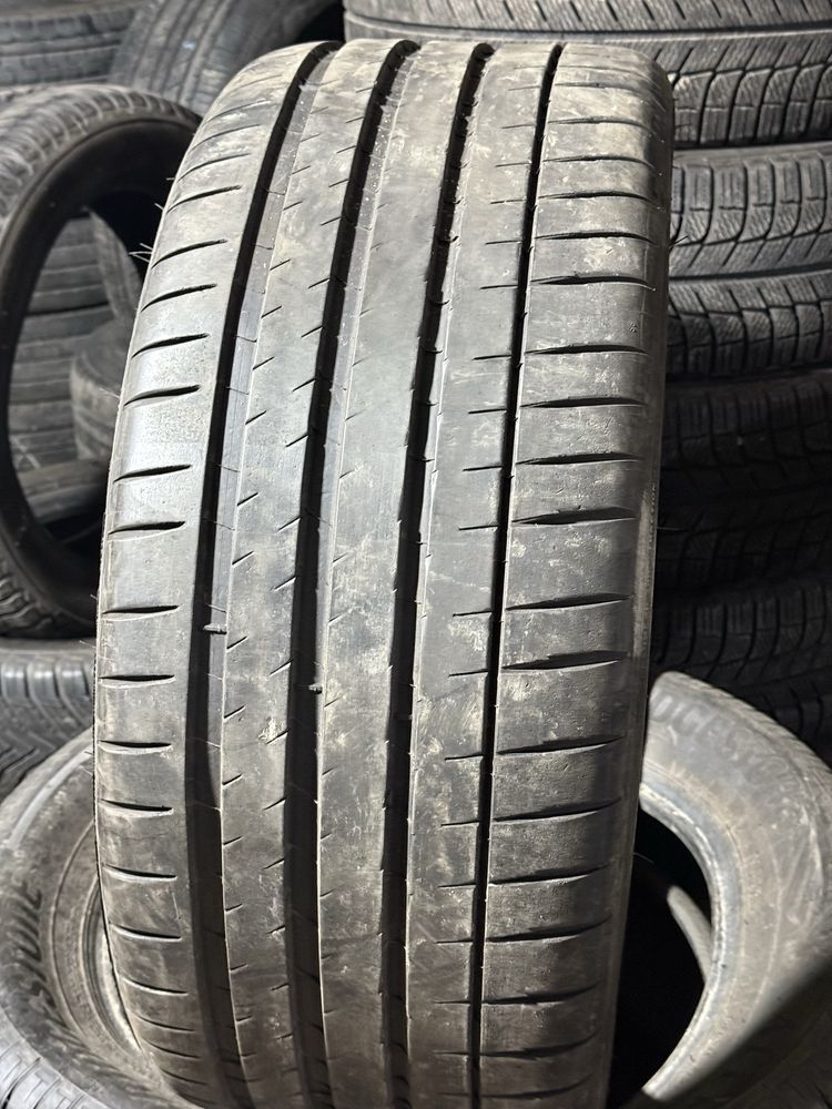 MICHELIN 255/40/22