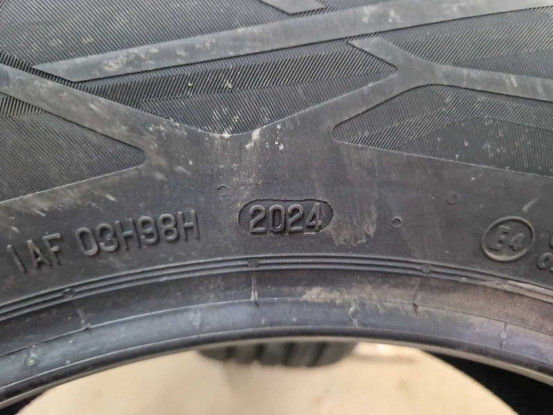 2 Continental R17 215/60
летни гуми
DOT2024