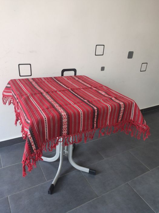 Fata de masa traditionala 100 x 93 cm